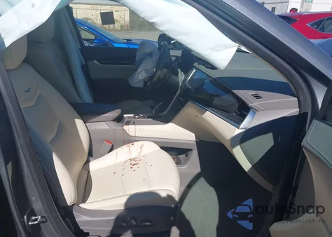 2021 Cadillac Xt6 Awd Premium Luxury z USA, uszkodzony, nr VIN 1GYKPDRSXMZ235971